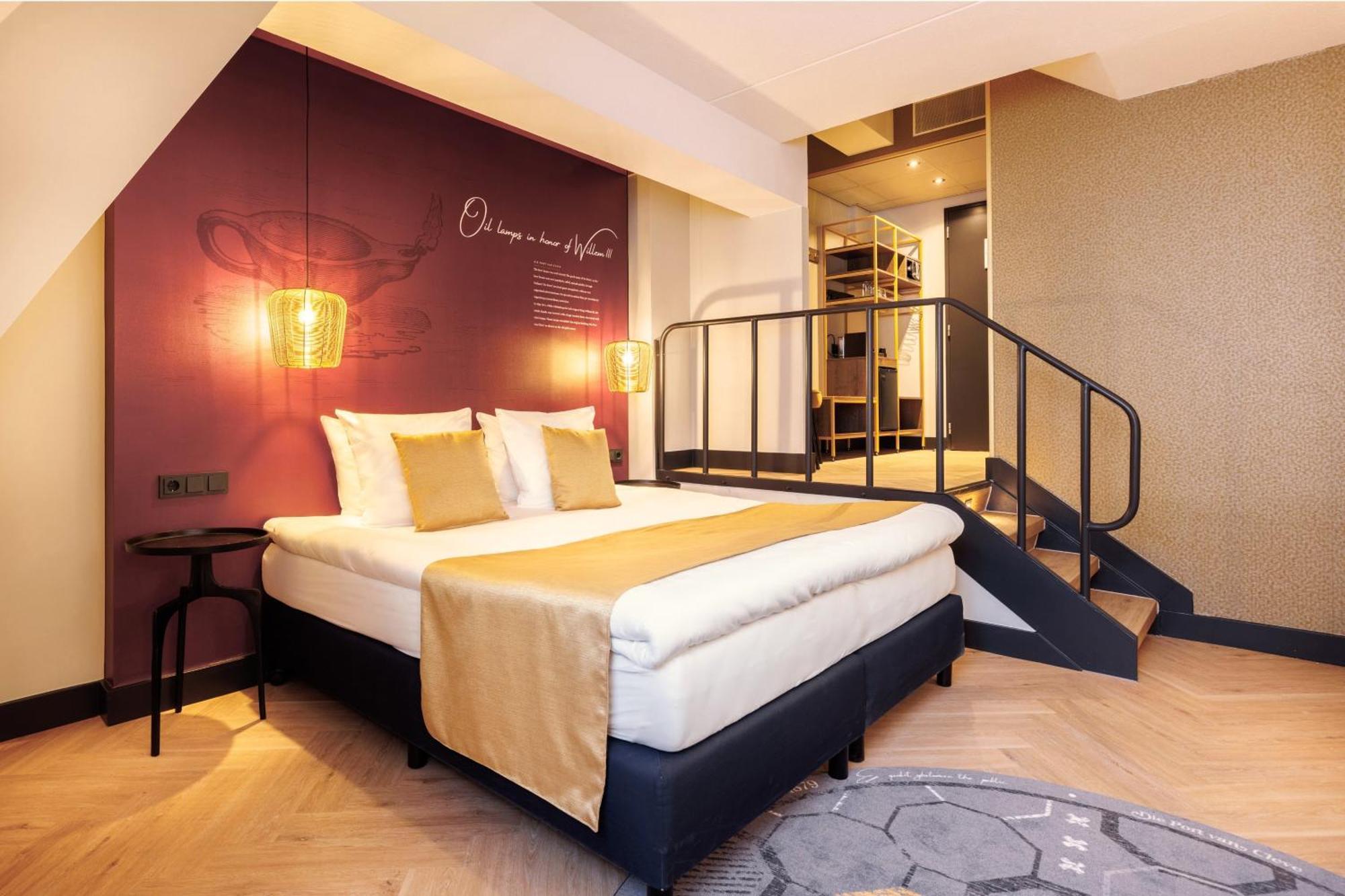 Hotel Die Port Van Cleve Амстердам Екстериор снимка